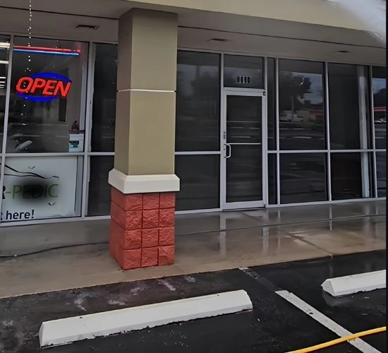  storefront cleaning