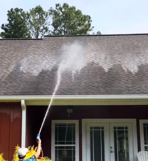 pressure washing of roofing